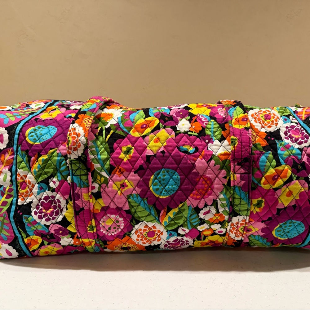 Vera Bradley Va Va Bloom Vibrant Multicolor Quilted X-Large Travel Bag (retired)